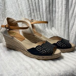 Kanna Wedge Heel